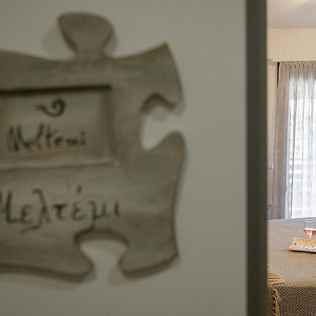 Meltemi Luxury Apartments Nea Roda Exterior foto